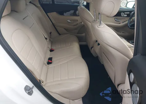 2019 Mercedes-Benz Glc 300 4Matic z USA, uszkodzony, nr VIN WDC0G4KB4KF482127